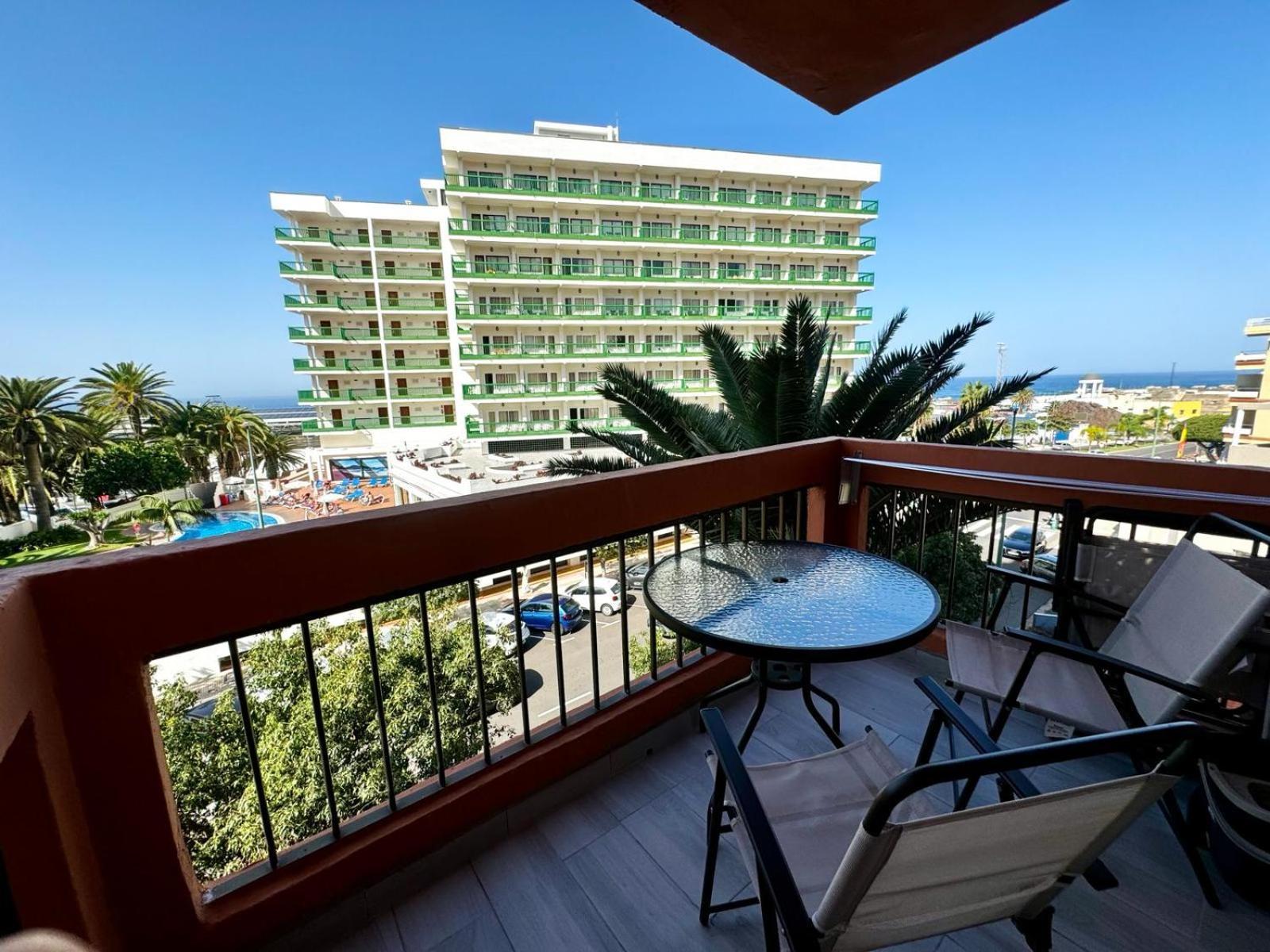 Апартаменти Ocean Breeze Oasis In Puerto De La Cruz Екстер'єр фото