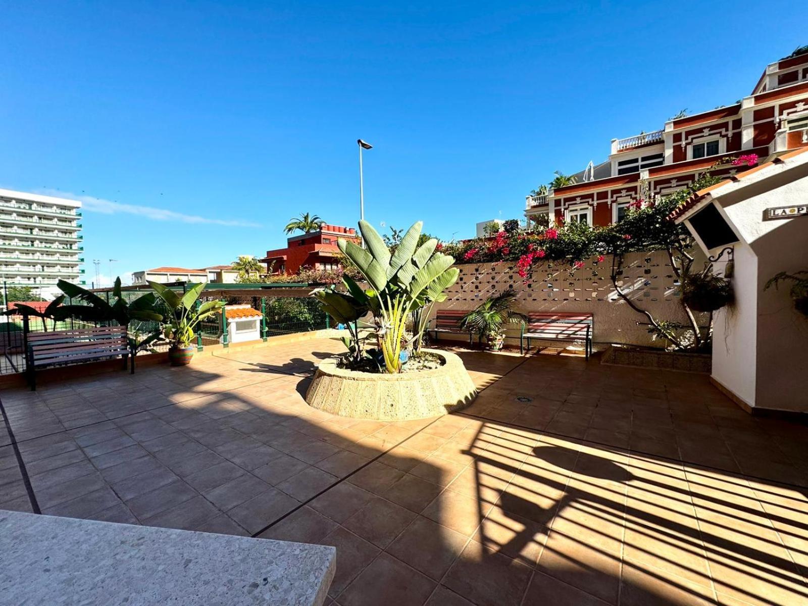 Апартаменти Ocean Breeze Oasis In Puerto De La Cruz Екстер'єр фото